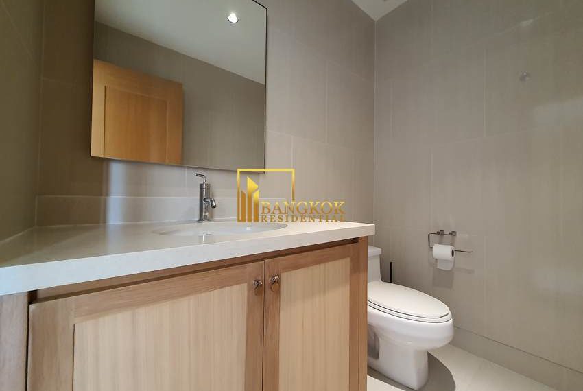 1 bed duplex condo for rent Emporio Place 4851 image-09