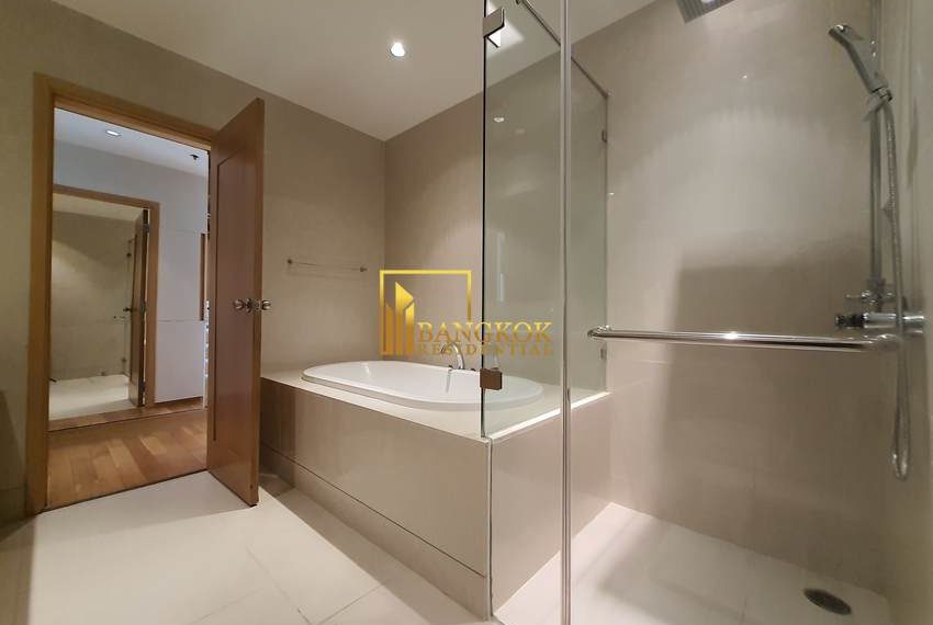 1 bed duplex condo for rent Emporio Place 4851 image-15