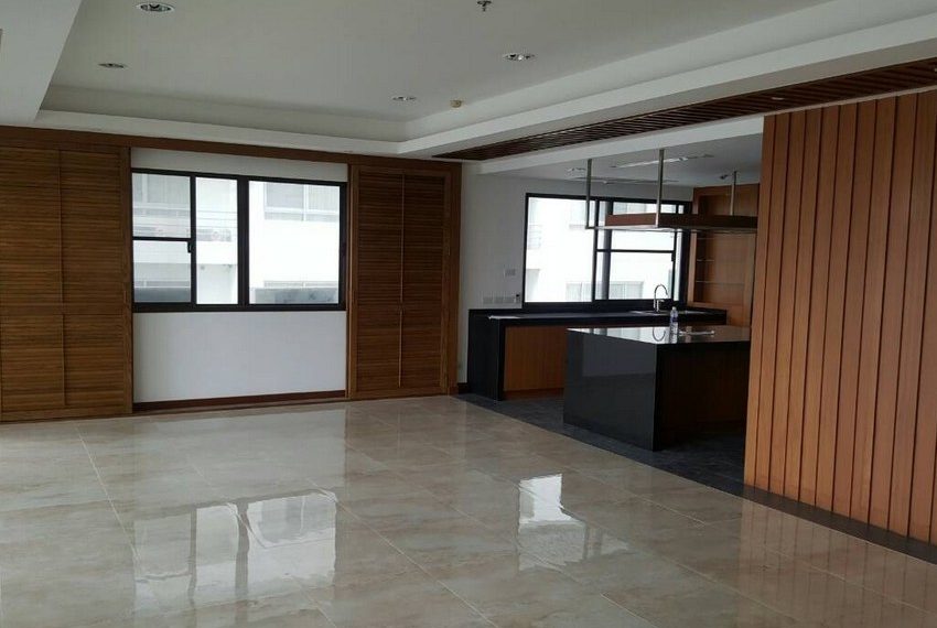 1330 Image-05