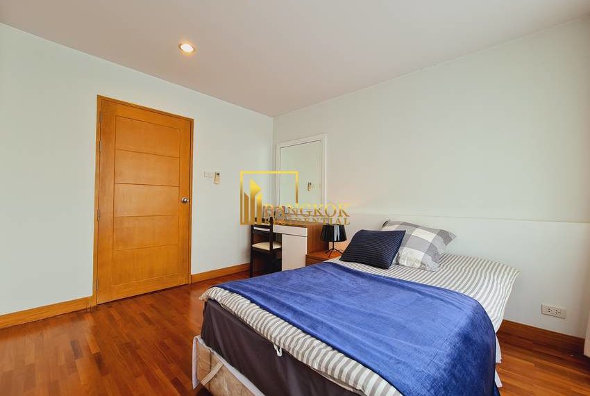 2 bed apartment Queen's Park View 0370 image-08