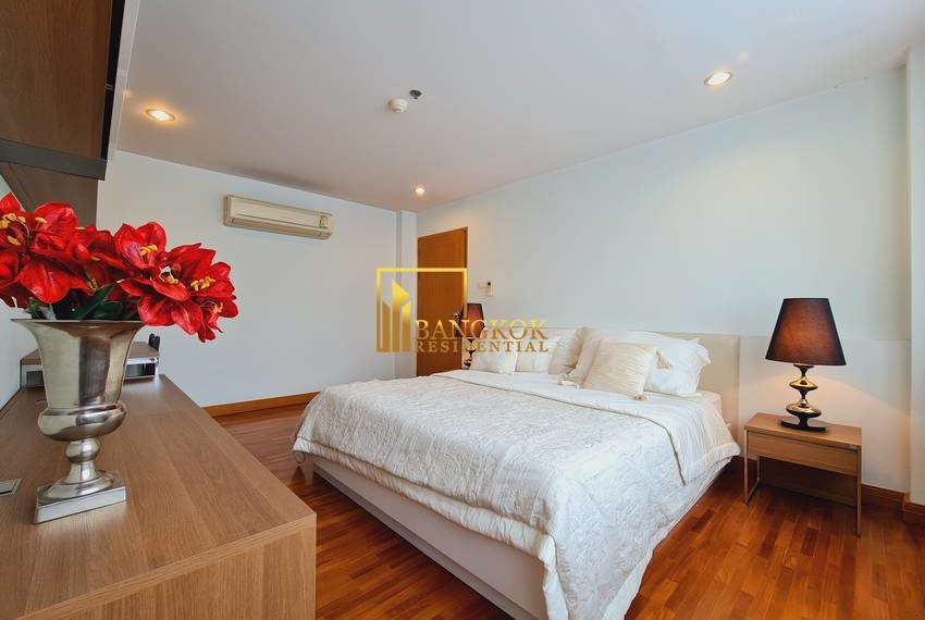 2 bed apartment Queen's Park View 0370 image-11