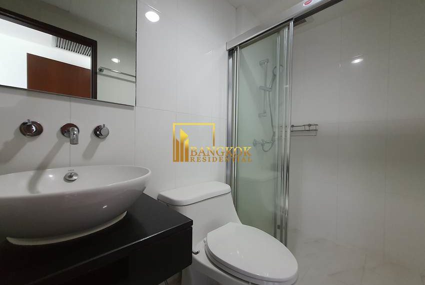 2 bed condo for rent Urbana Langsuan 2465 image-17
