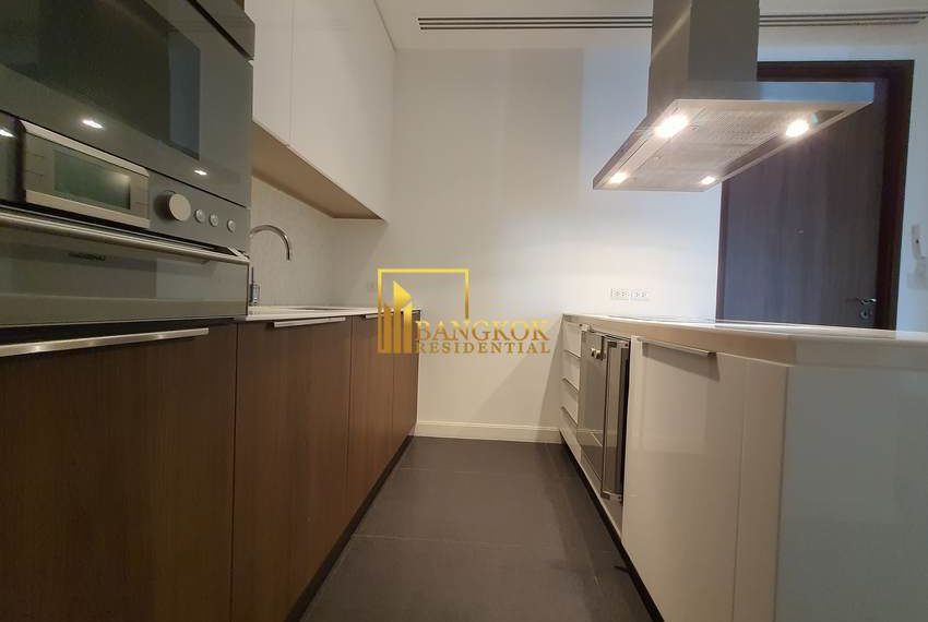 2 bed for rent 185 Rajadamri 6528 image-07
