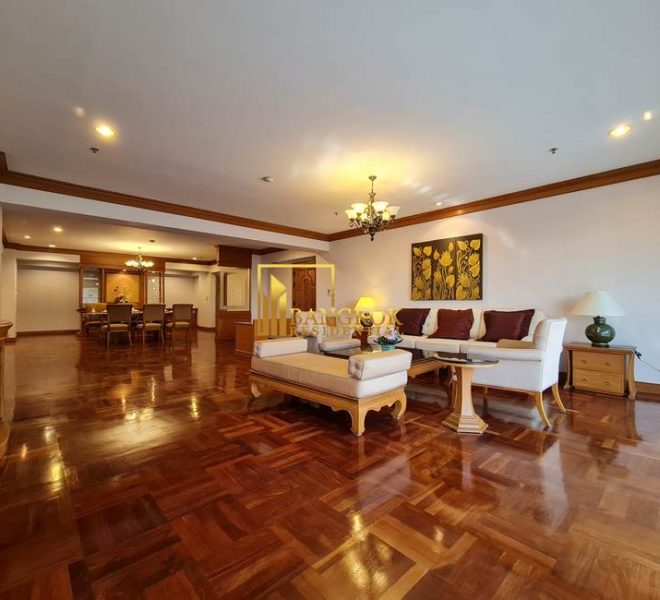 3 bedroom apartment Centre Point Phromphong 0388 image-01