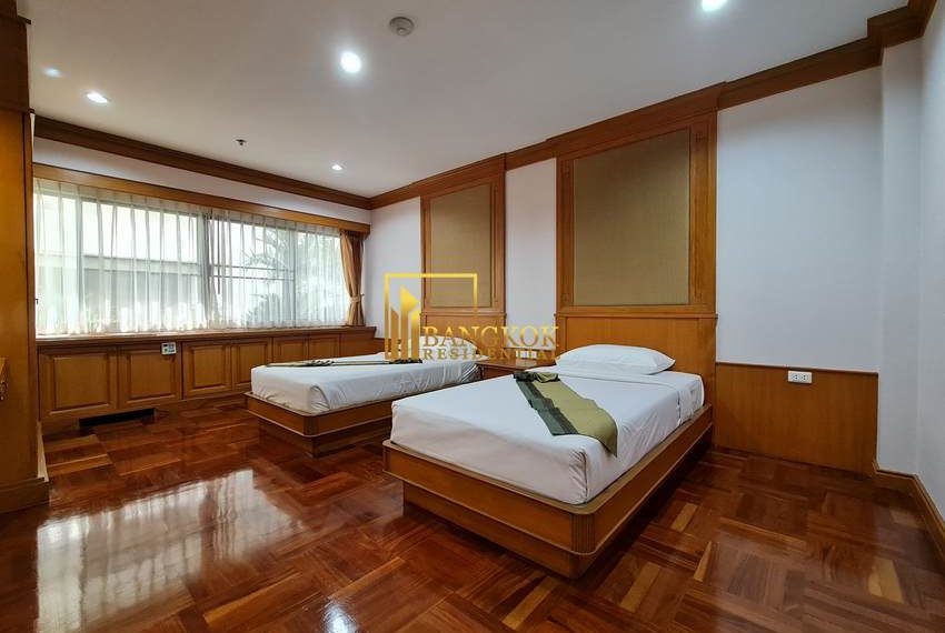3 bedroom apartment Centre Point Phromphong 0388 image-14