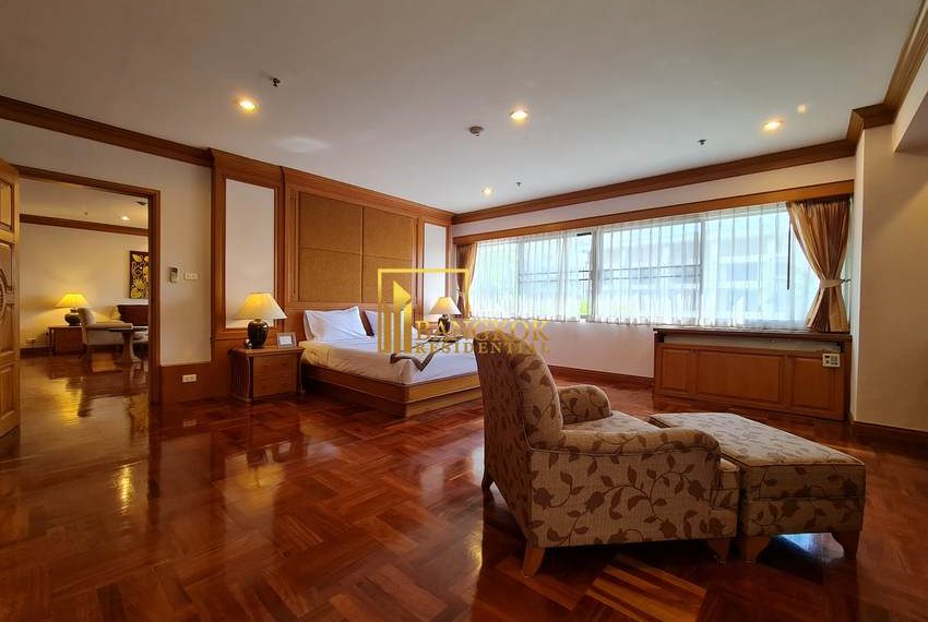 3 bedroom apartment Centre Point Phromphong 0388 image-18