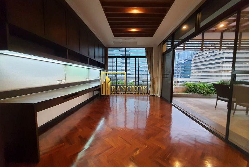 4 bed penthouse for rent N L Residence 0581 image-02