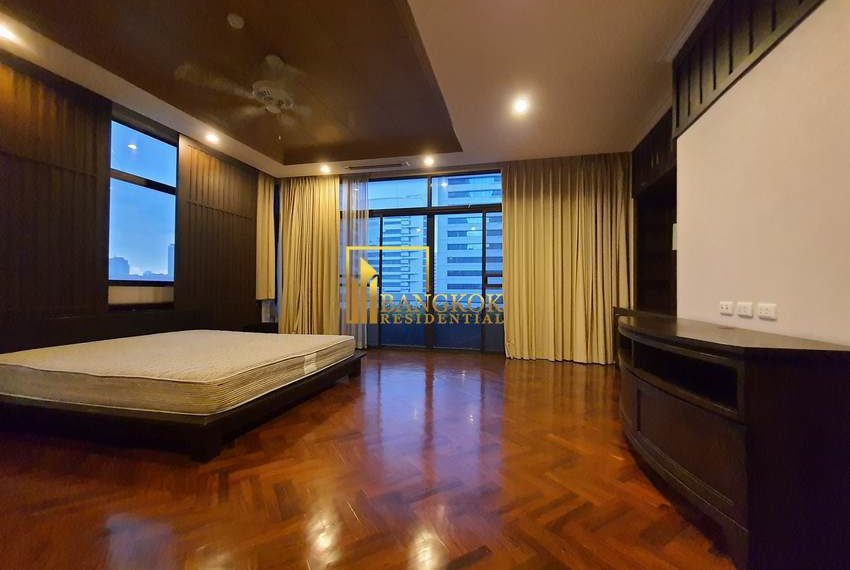 4 bed penthouse for rent N L Residence 0581 image-10
