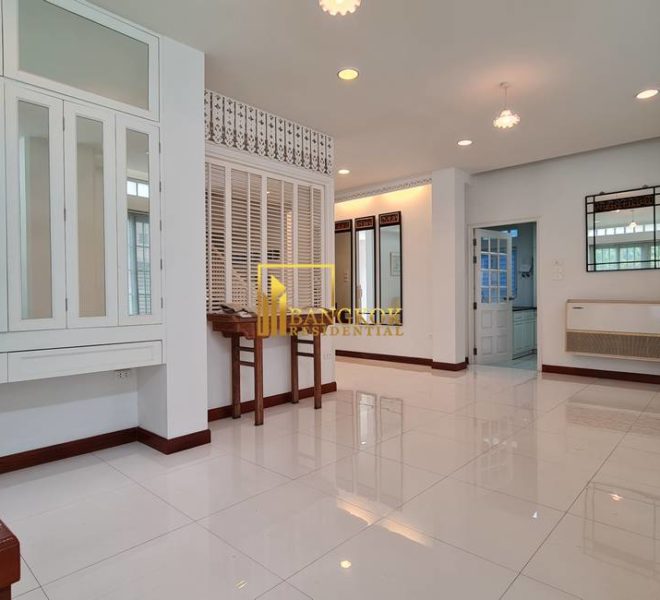 6 bedroom house for rent phrom phong 7701 image-07
