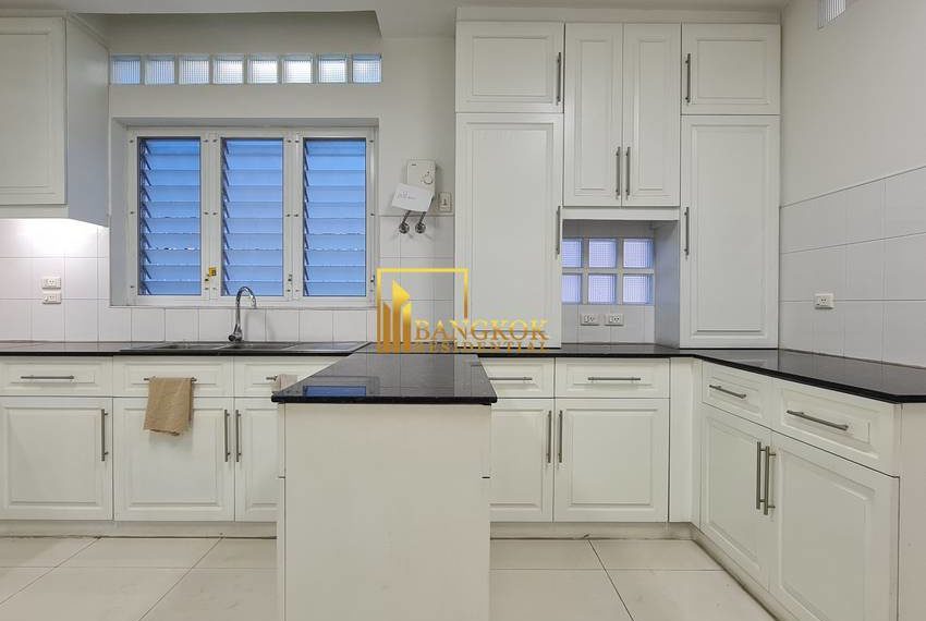 6 bedroom house for rent phrom phong 7701 image-10