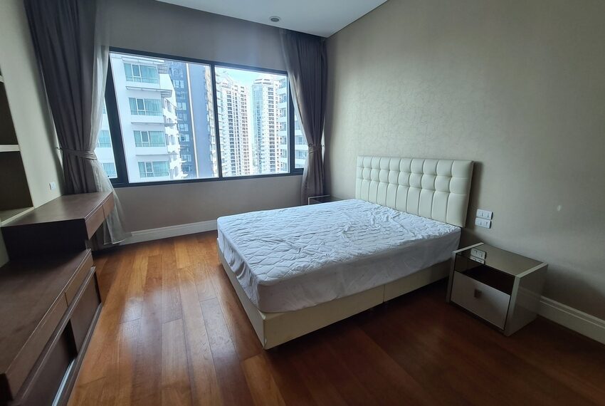 6778 Image-05