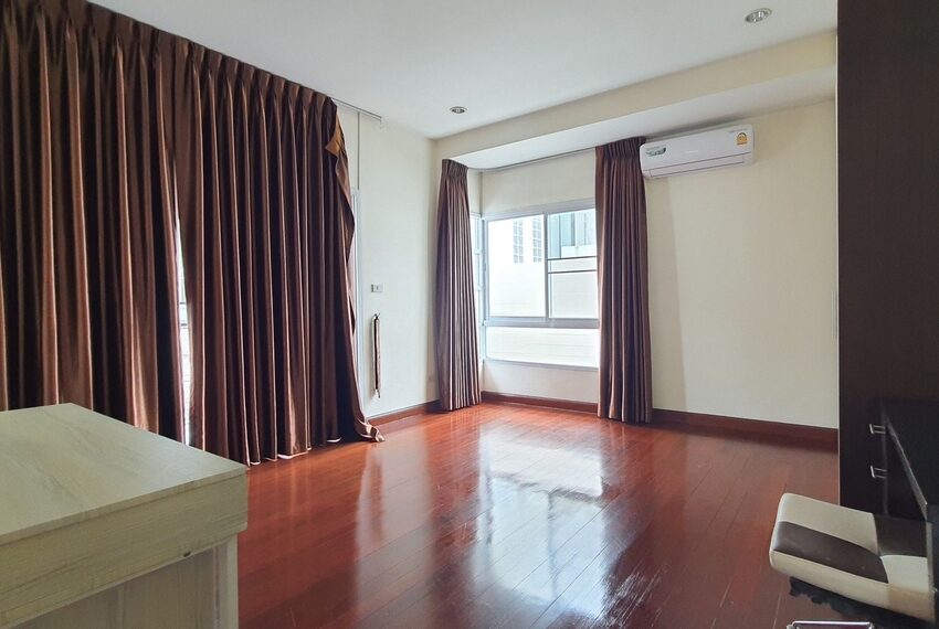 7709 Image-17