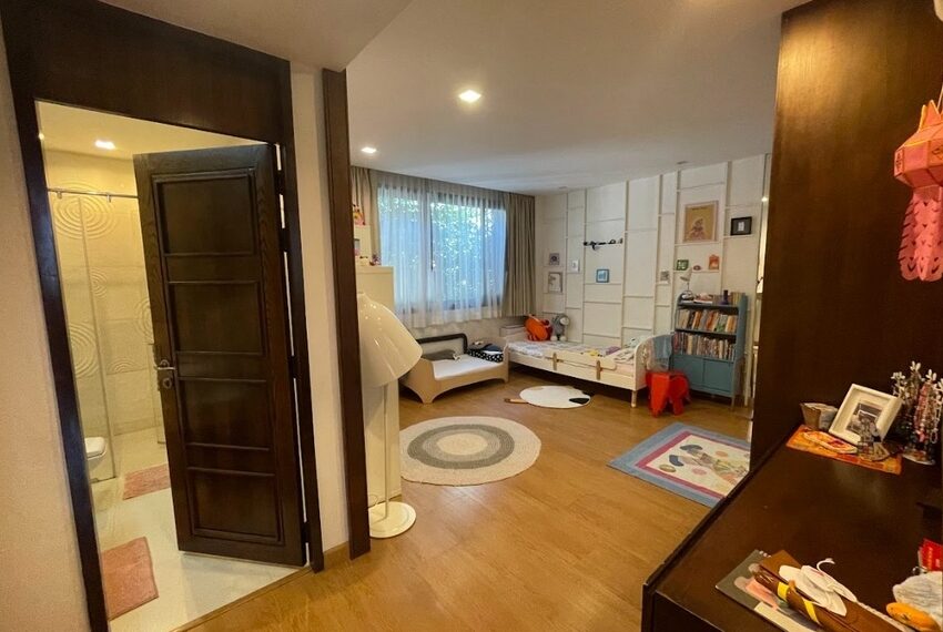 7974 Image-09