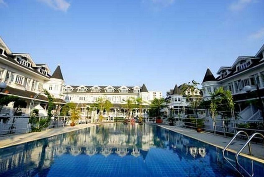 Fantasia Villa Image-01