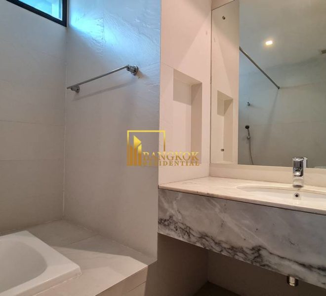 La Cascade House for rent ekkamai 7992 image-21