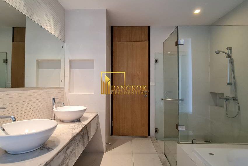 La Cascade House for rent ekkamai 7992 image-26