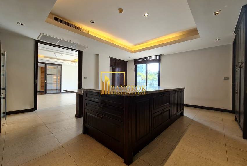 Luxury 4 bed apartment Raveevan Suites 0631 image-13