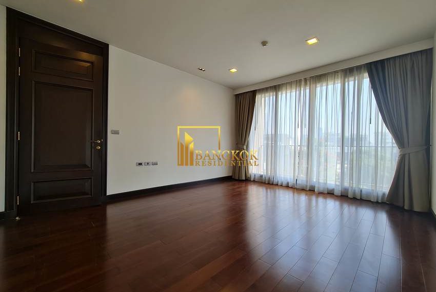 Luxury 4 bed apartment Raveevan Suites 0631 image-25