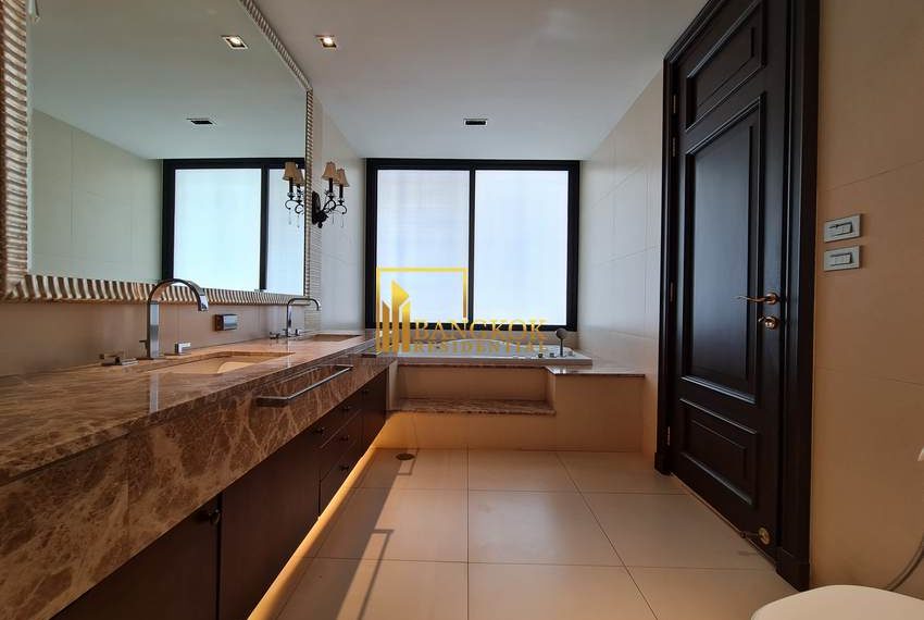 Luxury 4 bed apartment Raveevan Suites 0631 image-34