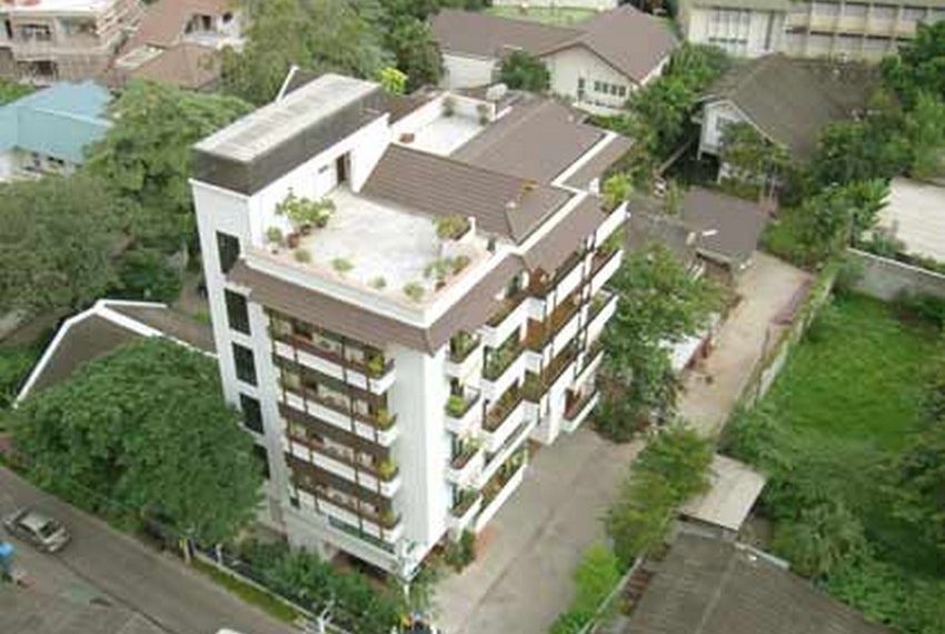 Pentagon Sukhumvit 24 Image-02