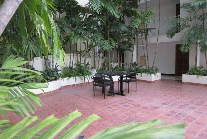 Raintree Villa Image-02