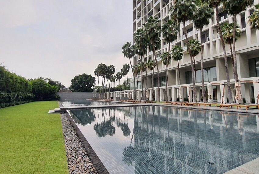 Sukhothai Residences Image-01