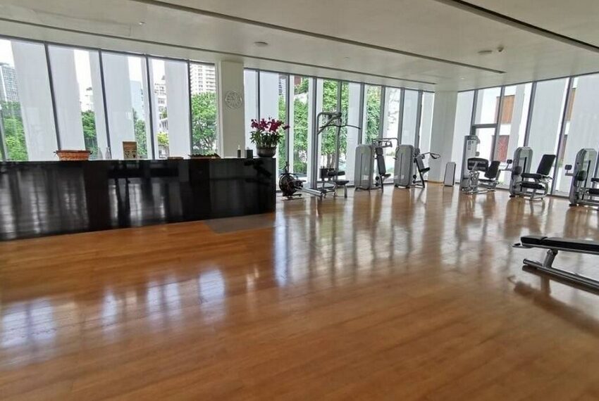Sukhothai Residences Image-03