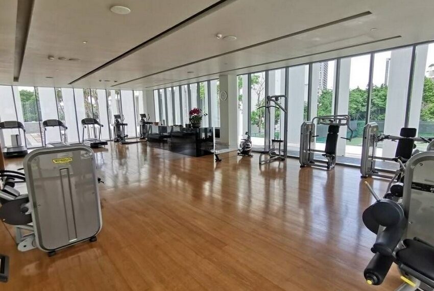 Sukhothai Residences Image-04