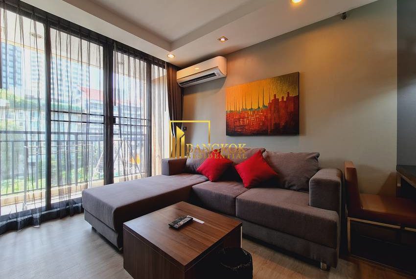 Upper Suites 1 Bed Apartment 7071 image-01