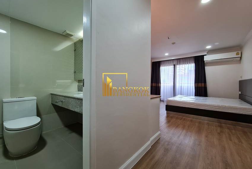 renovated 2 bed condo for rent phrom phong Baan Suanpetch 6556 image-10