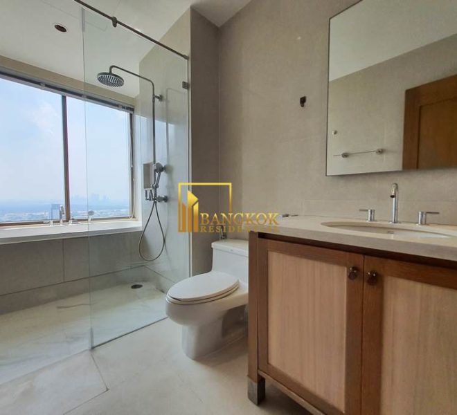 1 bed condo sukhumvit 24 Emporio Place 6104 image-12
