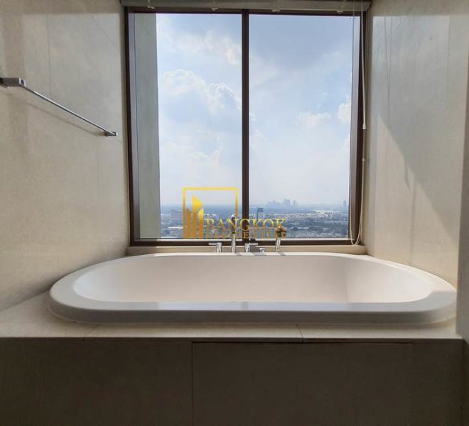 1 bed condo sukhumvit 24 Emporio Place 6104 image-13