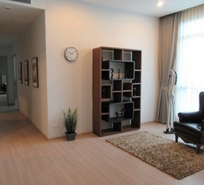 1076 Image-06