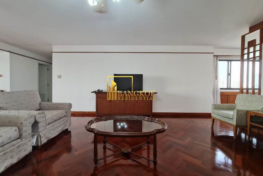 2 bed apartment Four Wings Mansion 0177 image-04