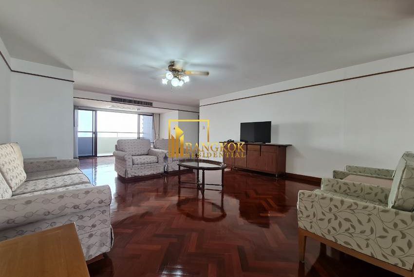 2 bed apartment Four Wings Mansion 0177 image-05