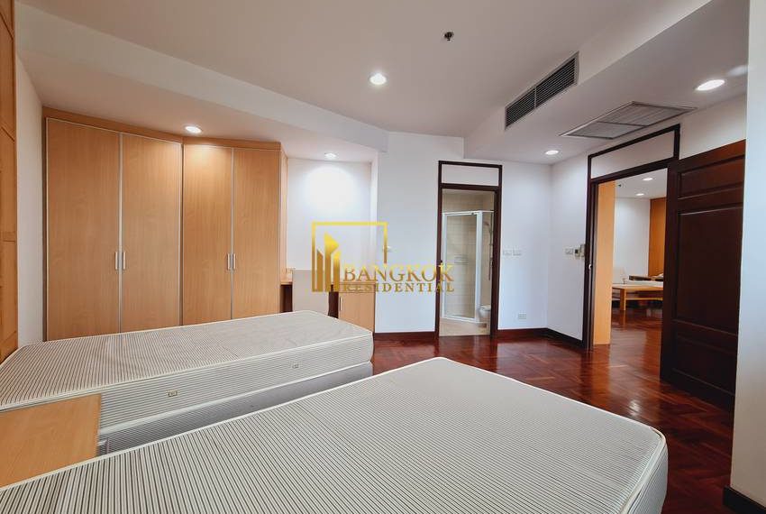 2 bed apartment Grand Sethiwan 0214 image-07