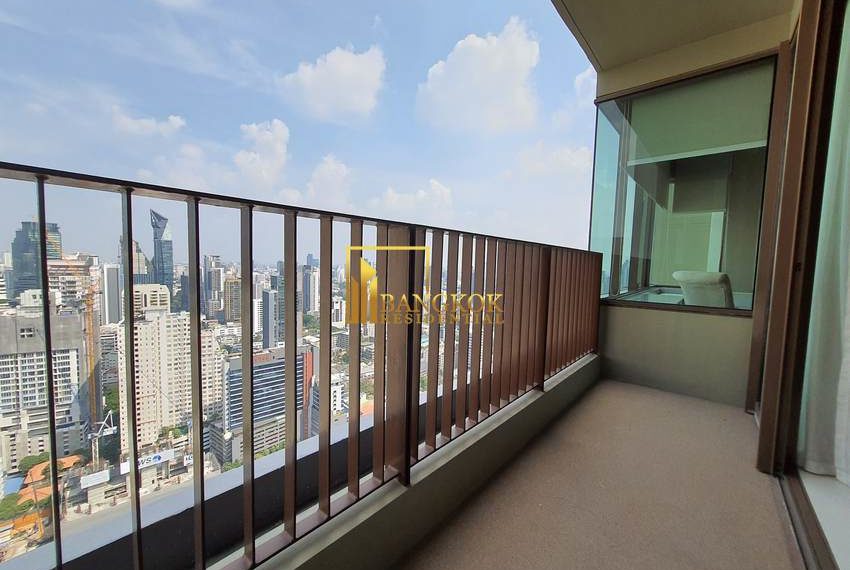 2 bed condo sukhumvit 24 Emporio Place 6171 image-06