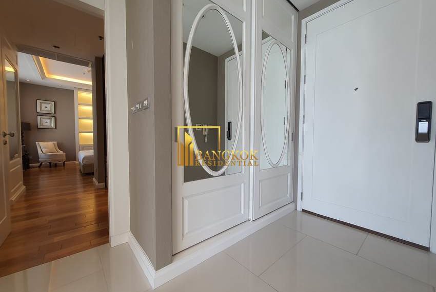 2 bed condo sukhumvit 24 Emporio Place 6171 image-09