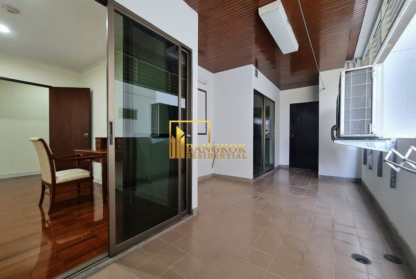 3 bed apartment Le Cullinan 0148 image-12