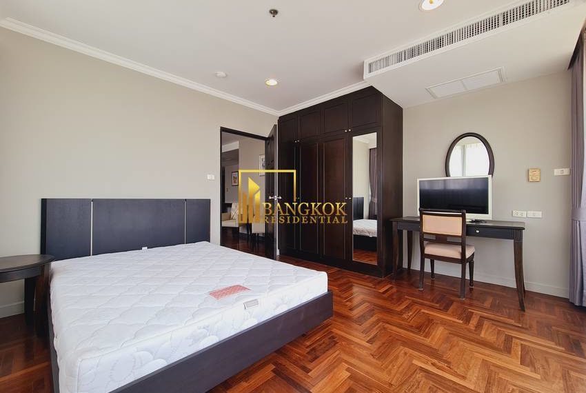 3 bed condo Lake Green 2378 image-08