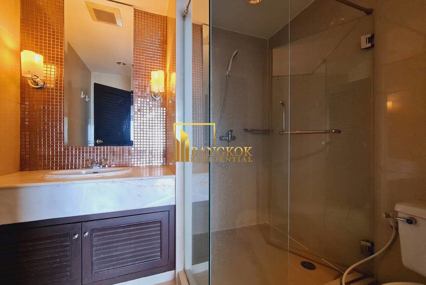 3 bed condo Lake Green 2378 image-14