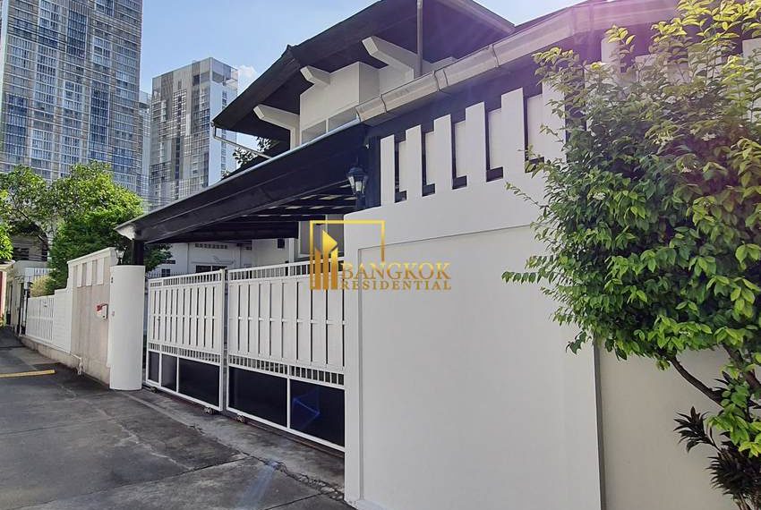 3 bed house for rent phrom phong 7723 image-02