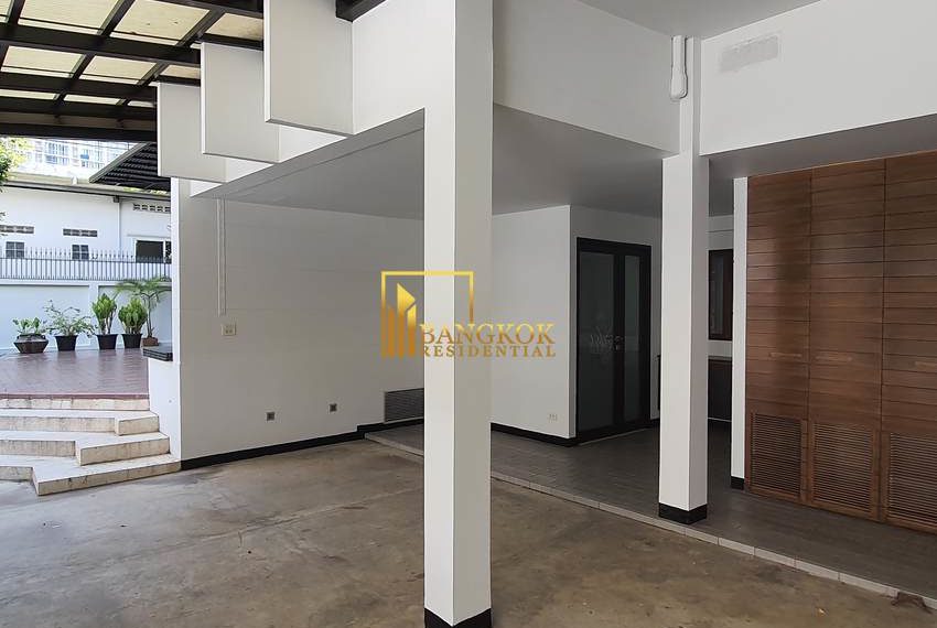 3 bed house for rent phrom phong 7723 image-03