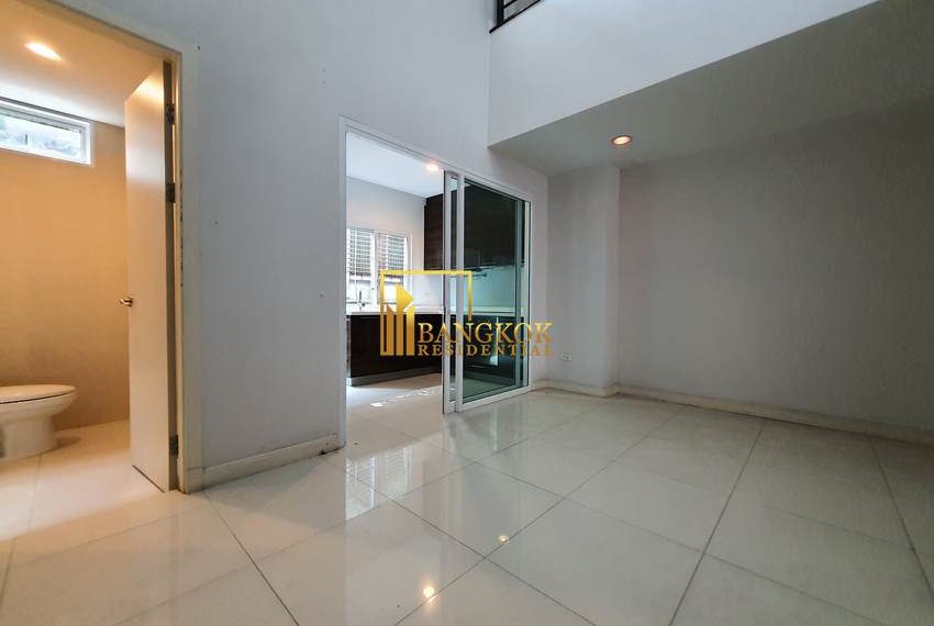 3 bed townhouse asoke Inhome Luxury Residence 8811 image-05