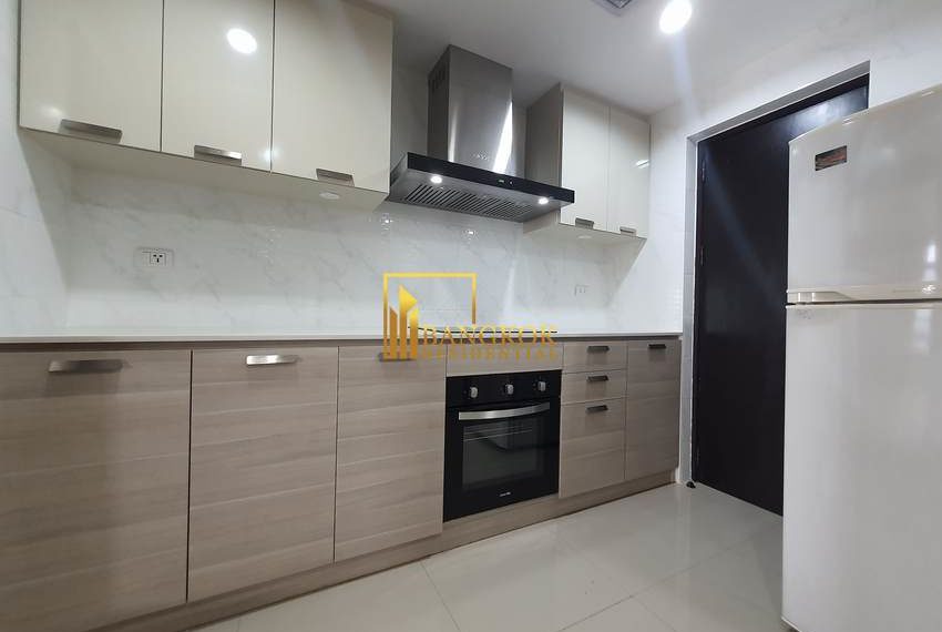 3 bedroom near bts phloen chit All Seasons Mansion 4612 image-07