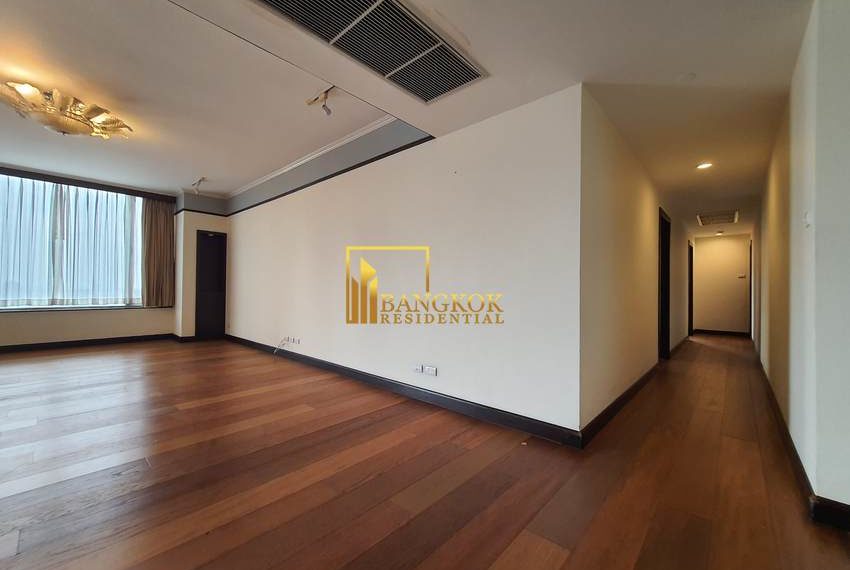 3 bedroom near bts phloen chit All Seasons Mansion 4612 image-09
