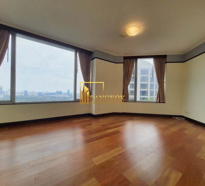 3 bedroom near bts phloen chit All Seasons Mansion 4612 image-12