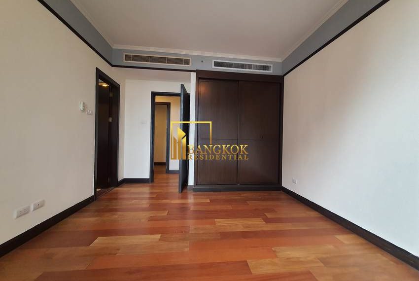 3 bedroom near bts phloen chit All Seasons Mansion 4612 image-15