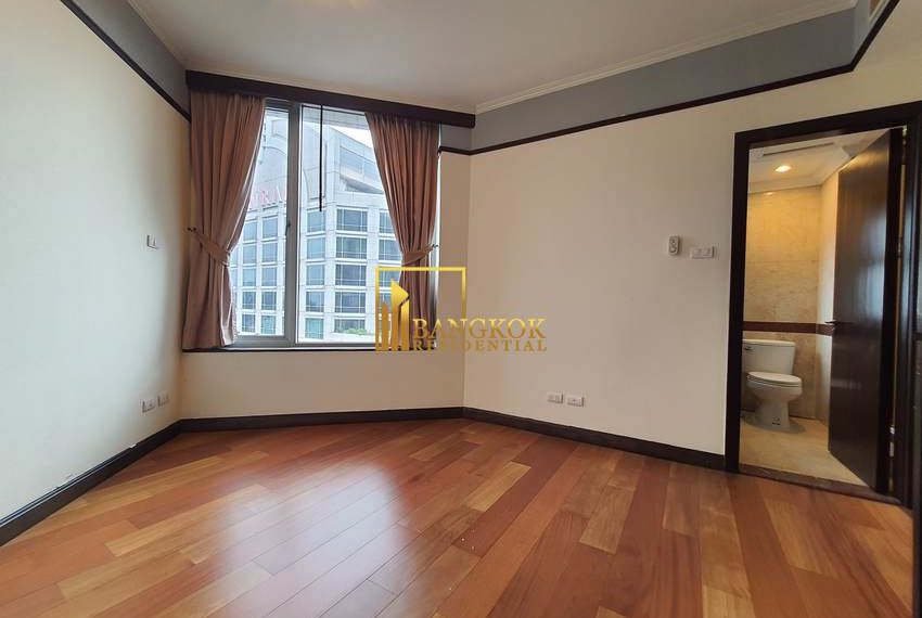 3 bedroom near bts phloen chit All Seasons Mansion 4612 image-16