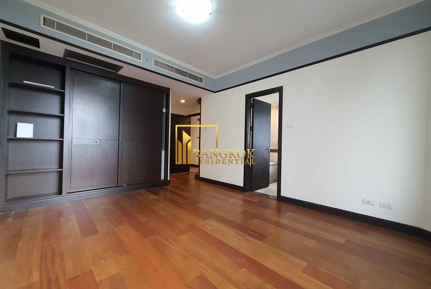 3 bedroom near bts phloen chit All Seasons Mansion 4612 image-18